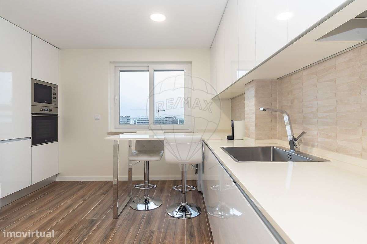 Apartamento T3 no Montijo, com parqueamento e arrecadação-39