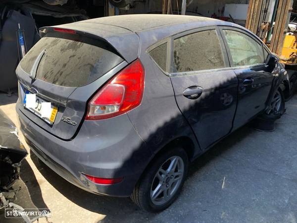 Ford Fiesta Mk6 JA8 1.5 TDCI de 2014 para peças ou inteiro - 3