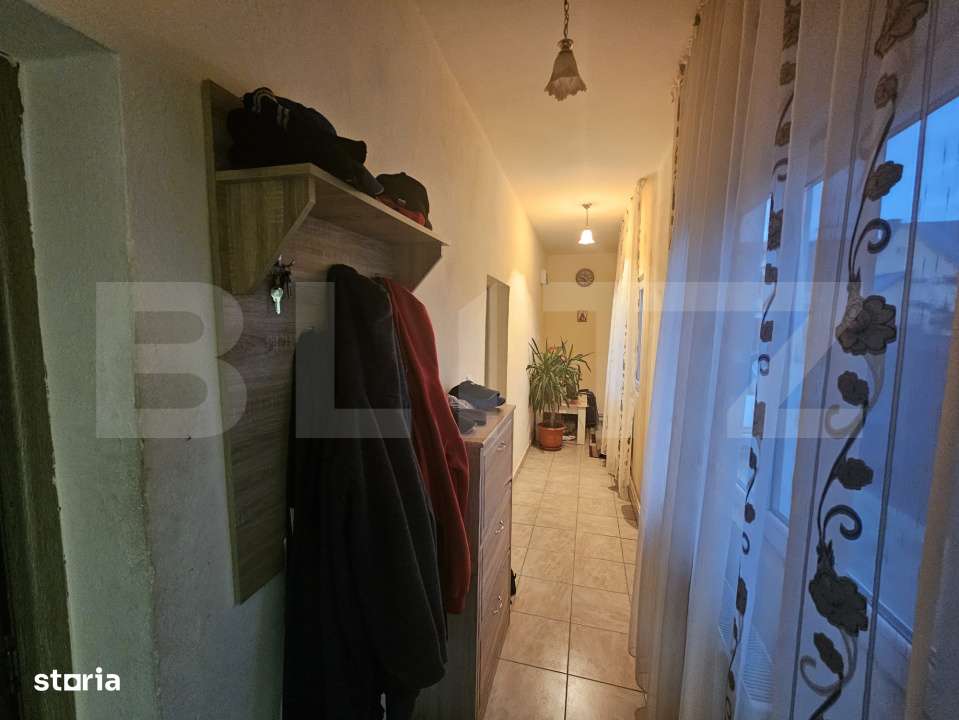 Casa de vanzare cu 3 camere, zona centrala, Campeni - Imagine principală: 3/16