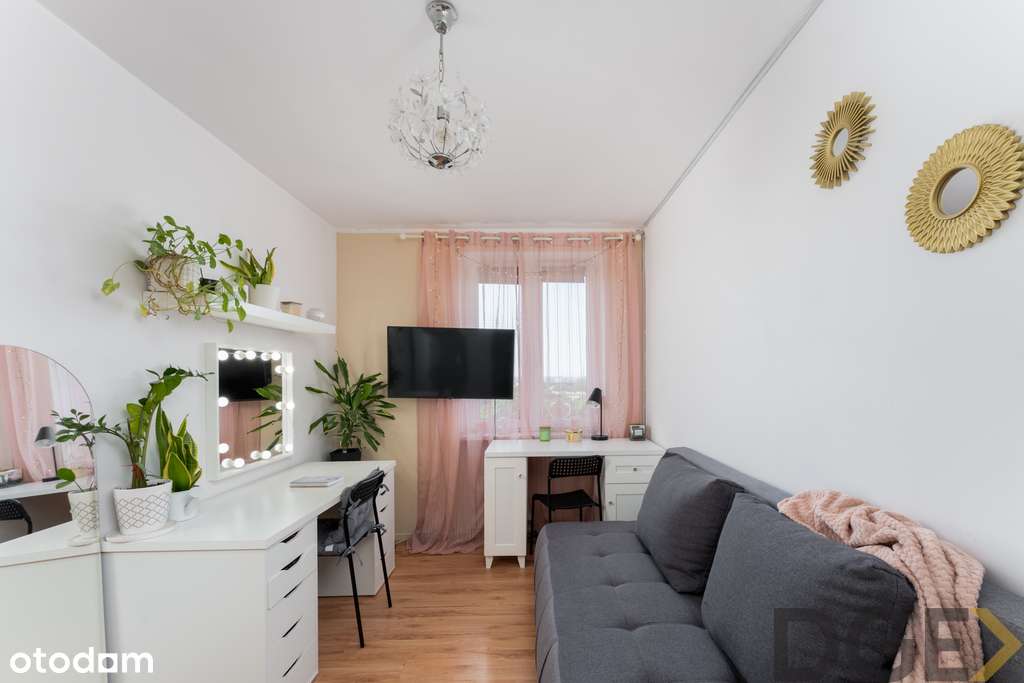 3-pokojowe z osobną kuchnią, balkonem i widokiem-6