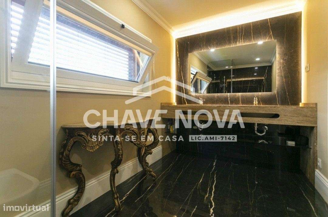 Moradia V3 c/piscina em Melres (vistas de Rio)-20