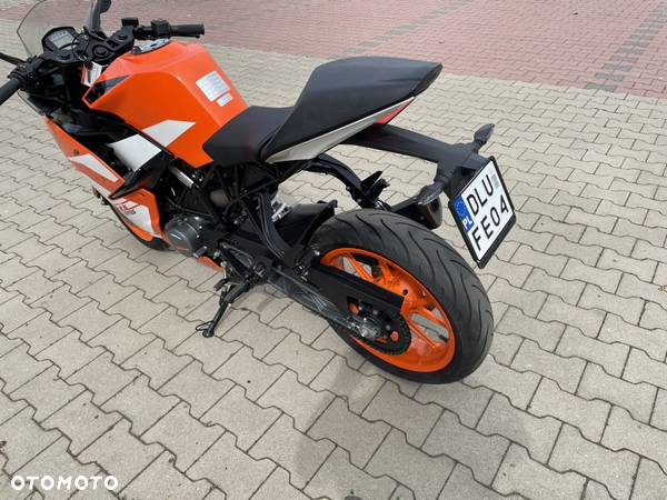 KTM RC 125 - 9