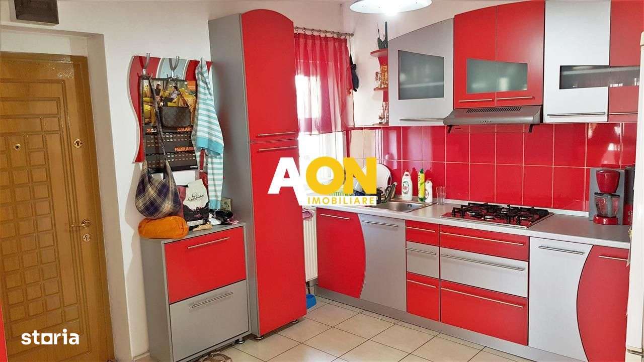 Apartament 4 camere, 78 mp utili, et.1, cu garaj si boxa - Imagine principală: 4/12
