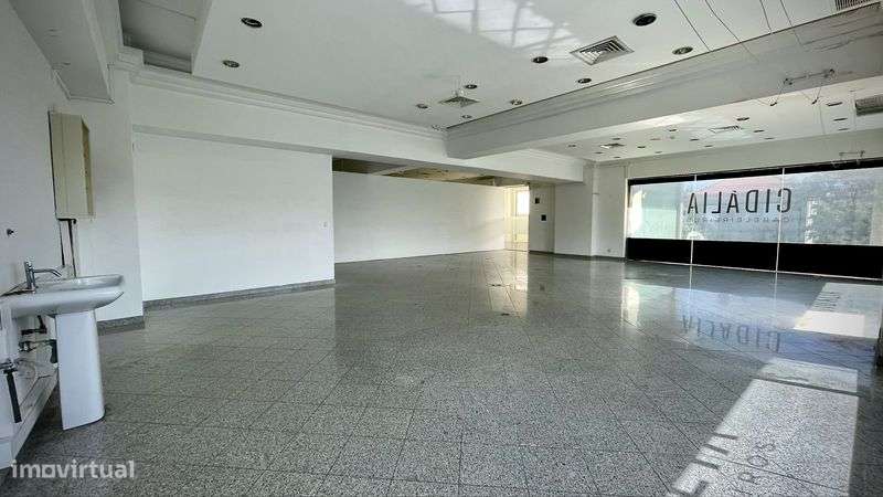Loja 200m2 centro Almada para alugar - Grande imagem: 4/8