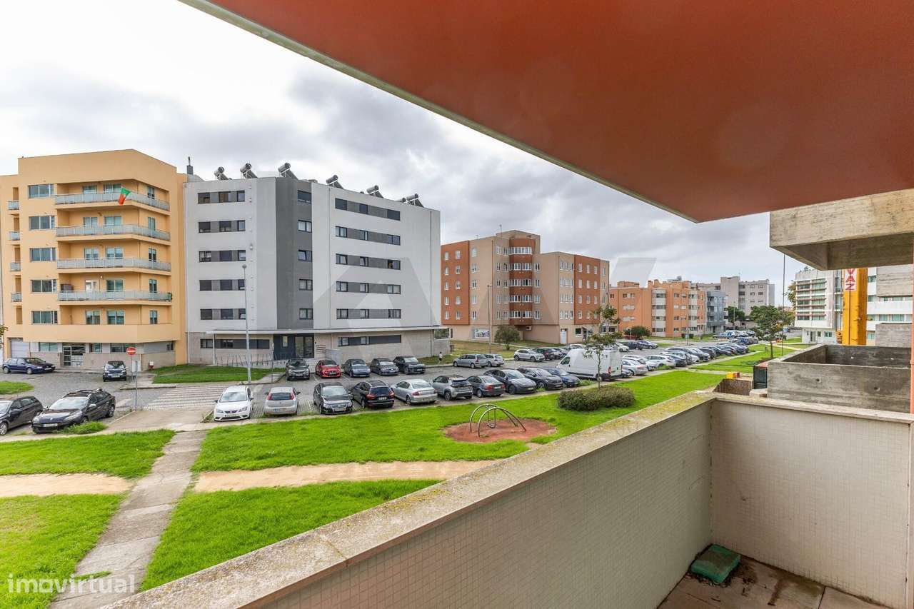 Apartamento T4 com garagem em Mourões, Póvoa de Varzim-9