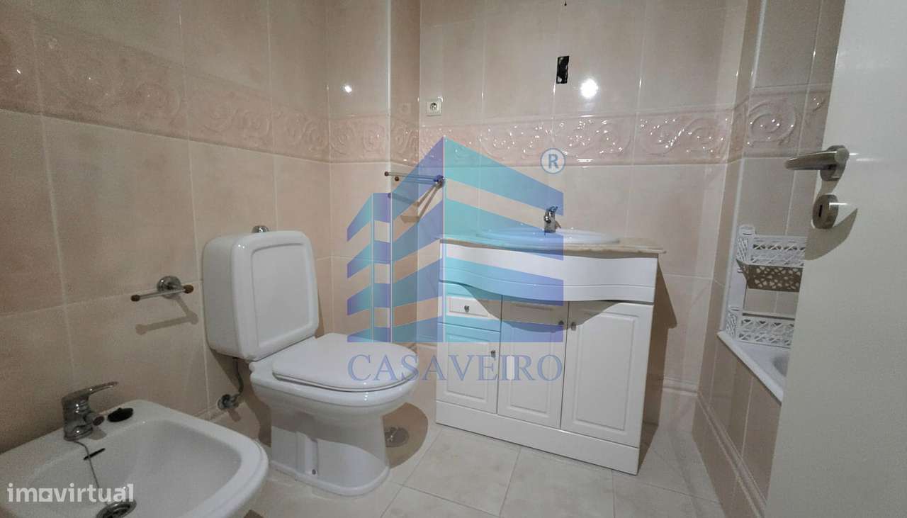 Apartamento T2 na Avenida Lourenço Peixinho em Aveiro-20