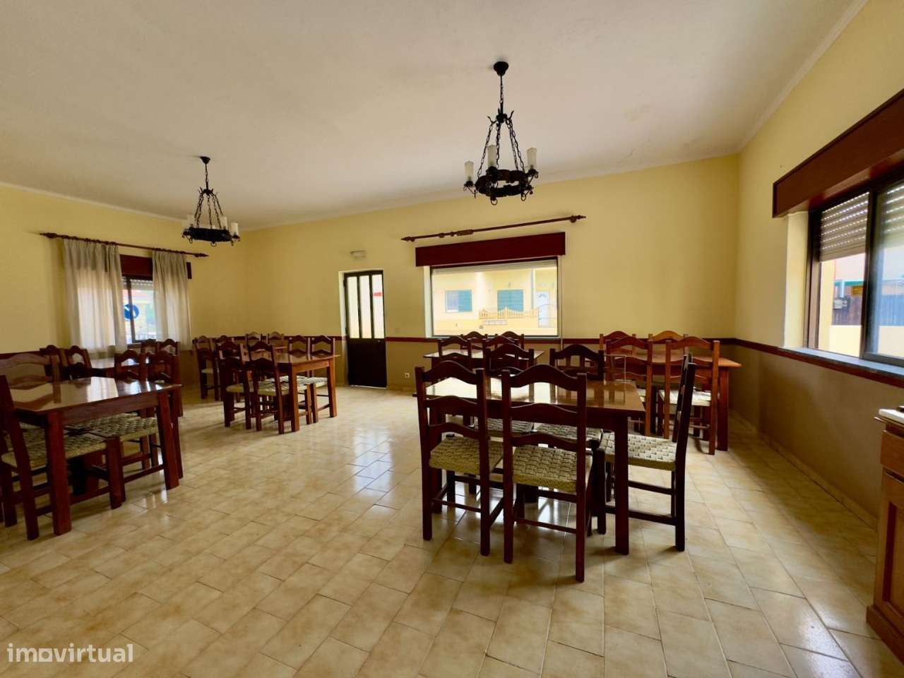 Moradia com Restaurante/café para venda na Estação de Silves-29