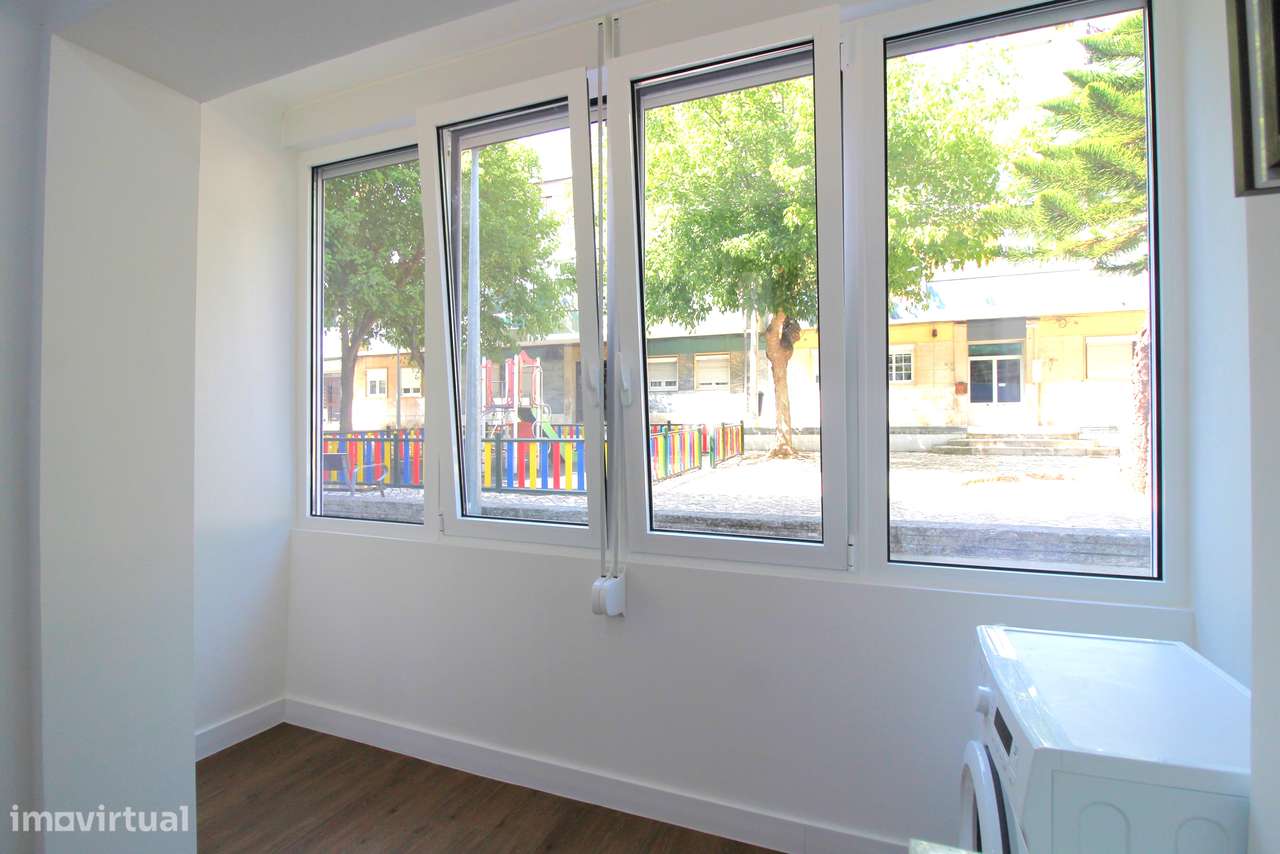 CACILHAS - T2 + 1 TOTALMENTE REMODELADO, A ESTREAR! - Grande imagem: 4/17