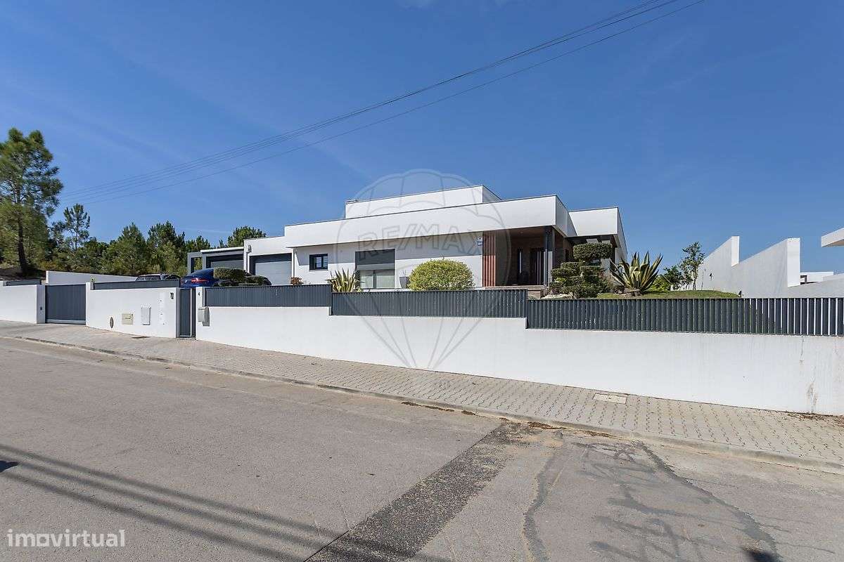 Moradia T4 para venda - Grande imagem: 2/39