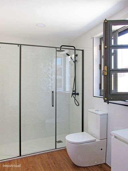 Moradia independente à venda na Rua Regato, 628 - Grande imagem: 4/12