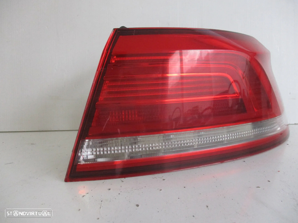 farol farolim direito vw passat carro 2015 - 2