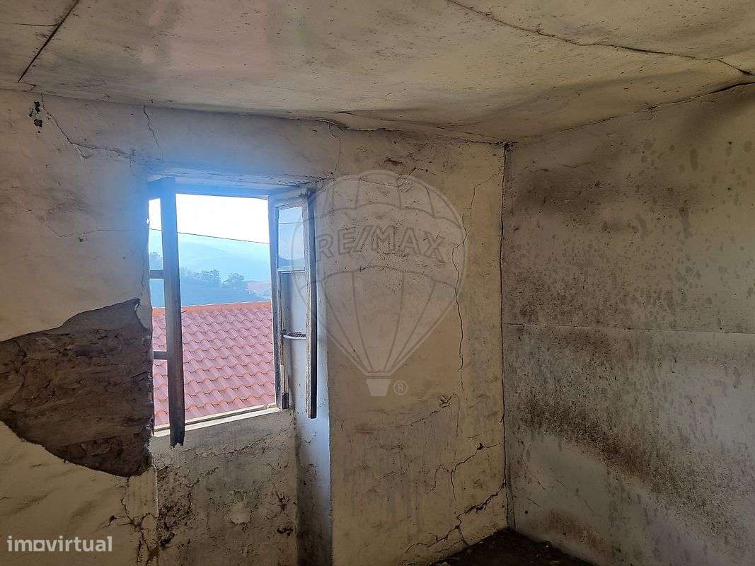 Moradia T2 para venda-7