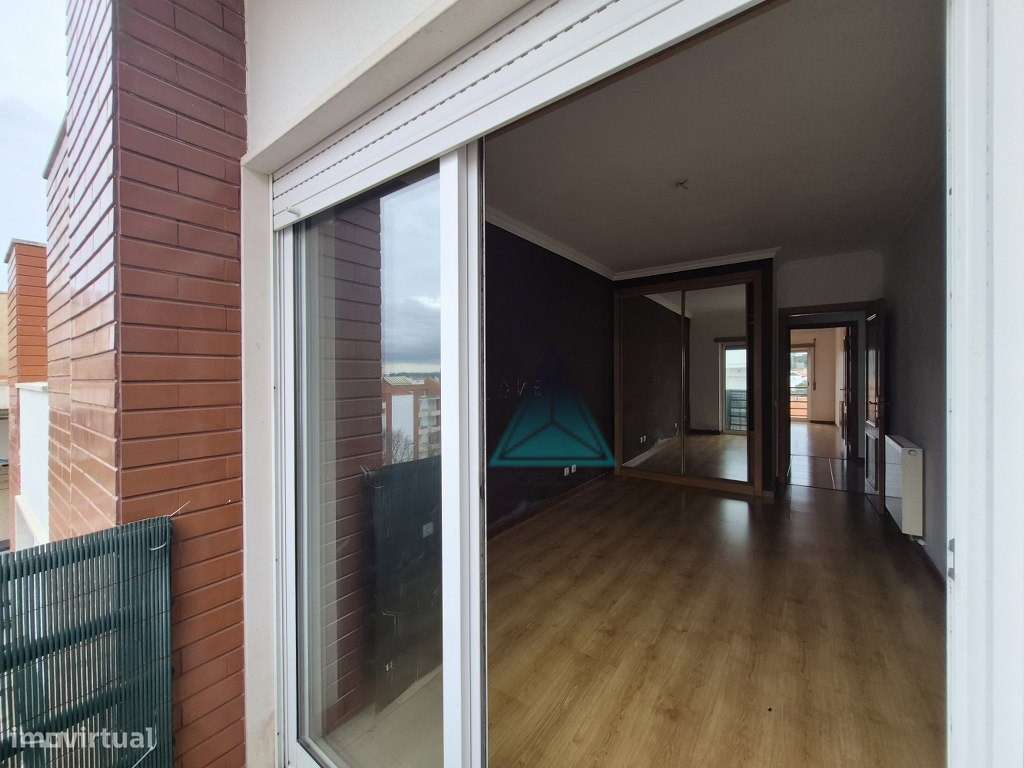 Apartamento T2 em Qta Vale Flor de Baixo, Feijó-11