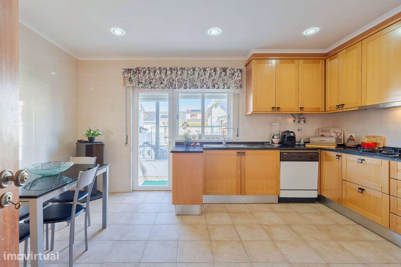 VALE MILHAÇOS - Moradia T3-5