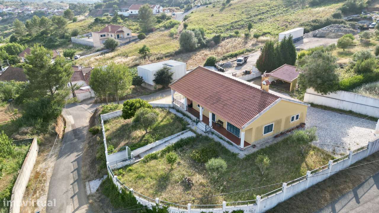 Moradia com terreno e árvores de fruto a 40mn de Lisboa-56