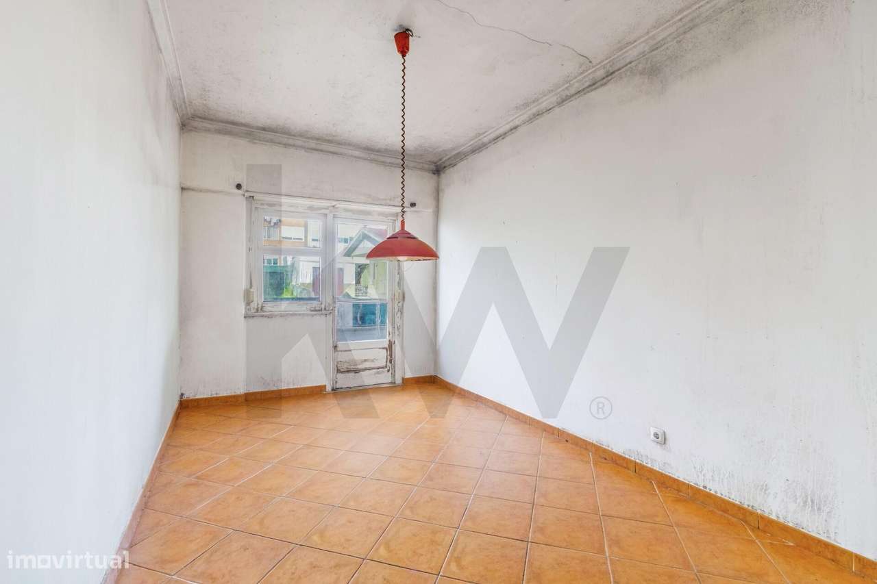 Moradia Bi familiar – Dois T3 Independentes | Porto Salvo - Grande imagem: 4/48