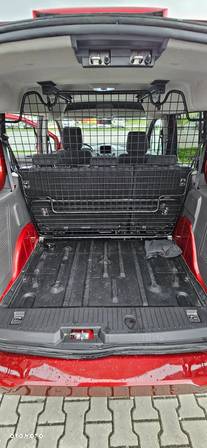 Ford Transit Connect - 28