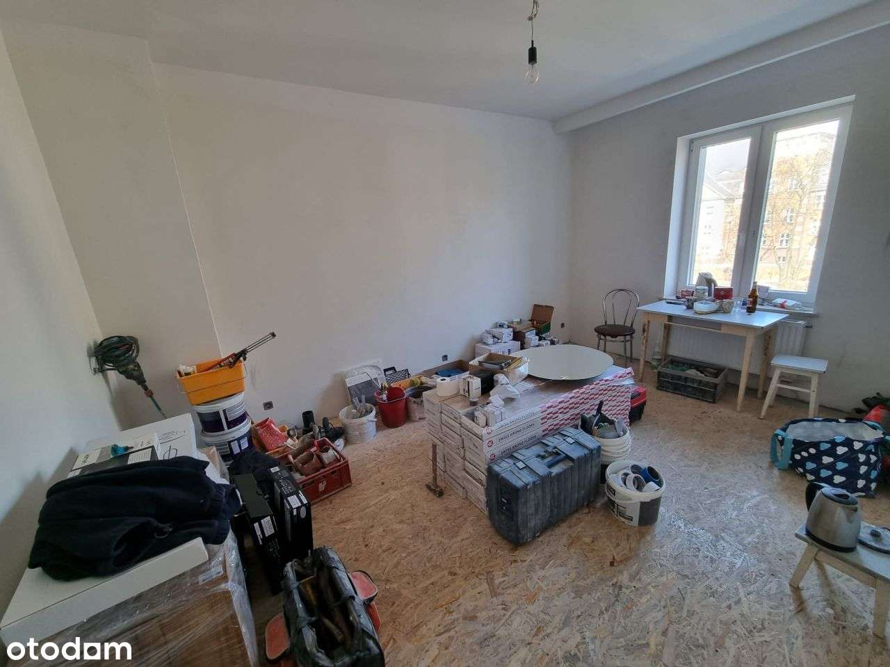 trzy pokoje, balkon, po generalnym remoncie, Aleja-11