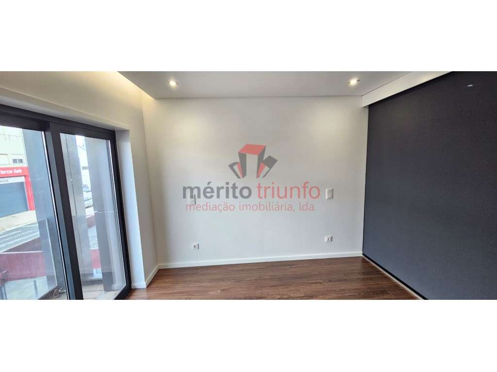 Oferta Escritura e Registo- Apartamento T3 NOVO - Ramalde - Porto-26