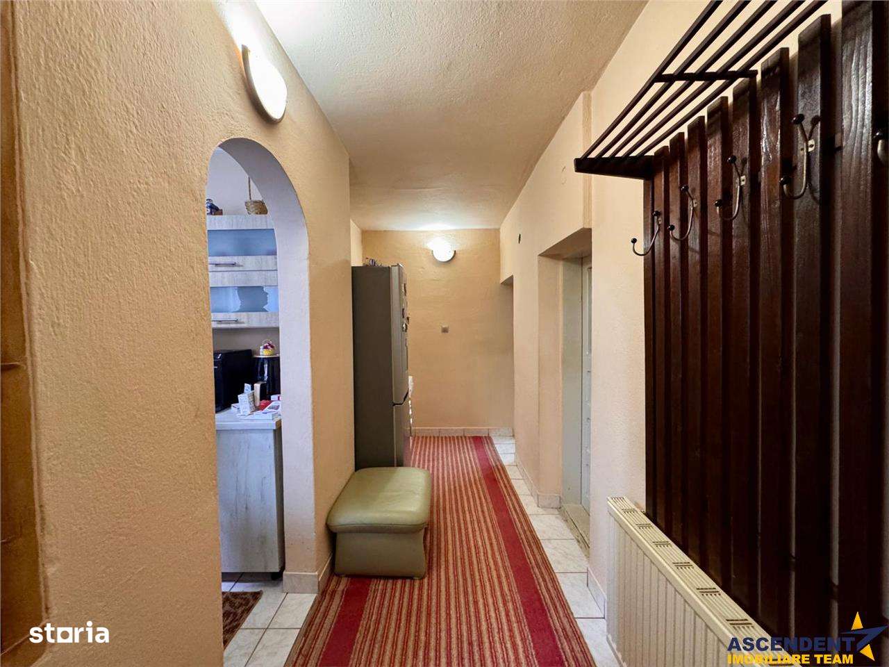 Casa potential: activitati comerciale, birouri, locuire multifamiliala - Imagine principală: 4/20