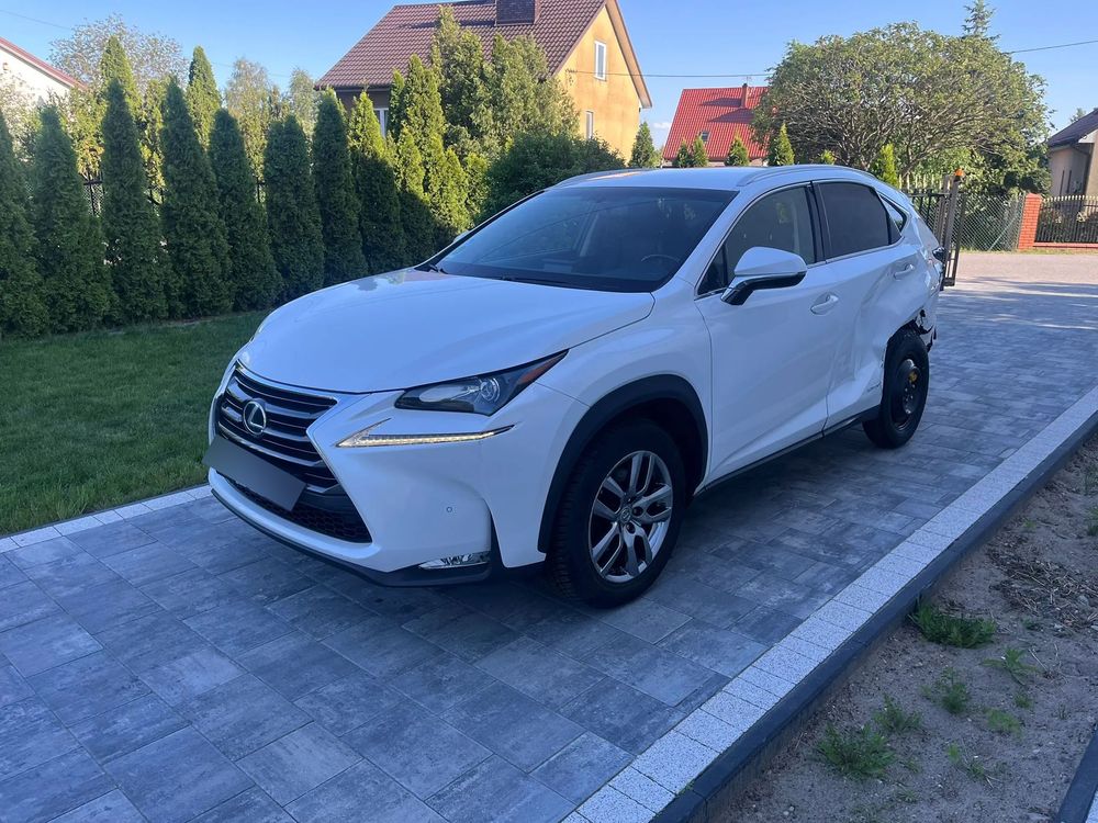 Lexus NX I 300h Prestige AWD 2015