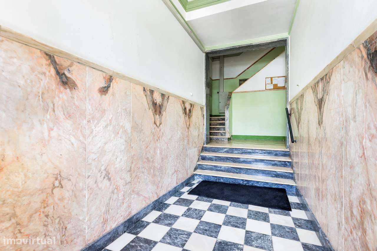 Apartamento T2, Paio Pires-14