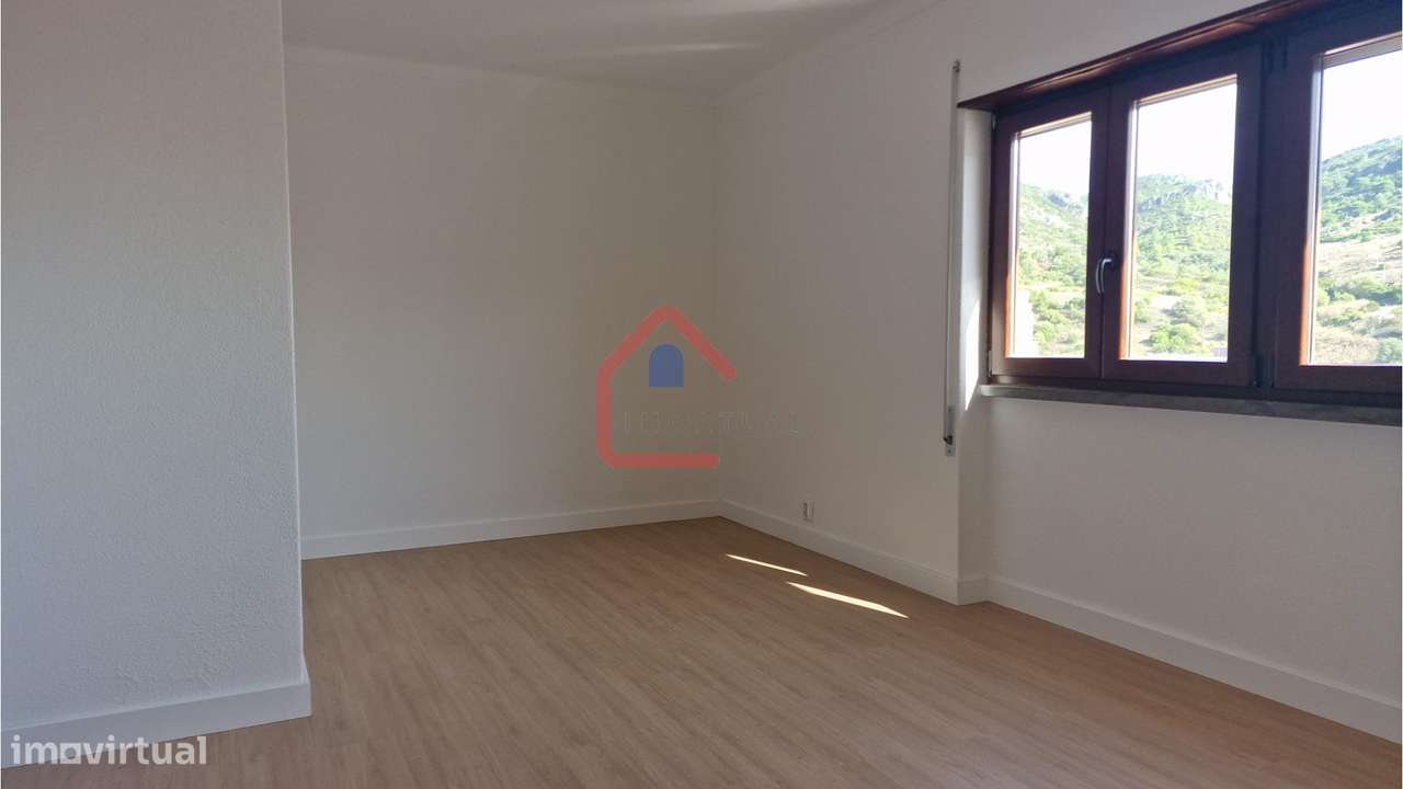 Apartamento T2 em Sesimbra-7