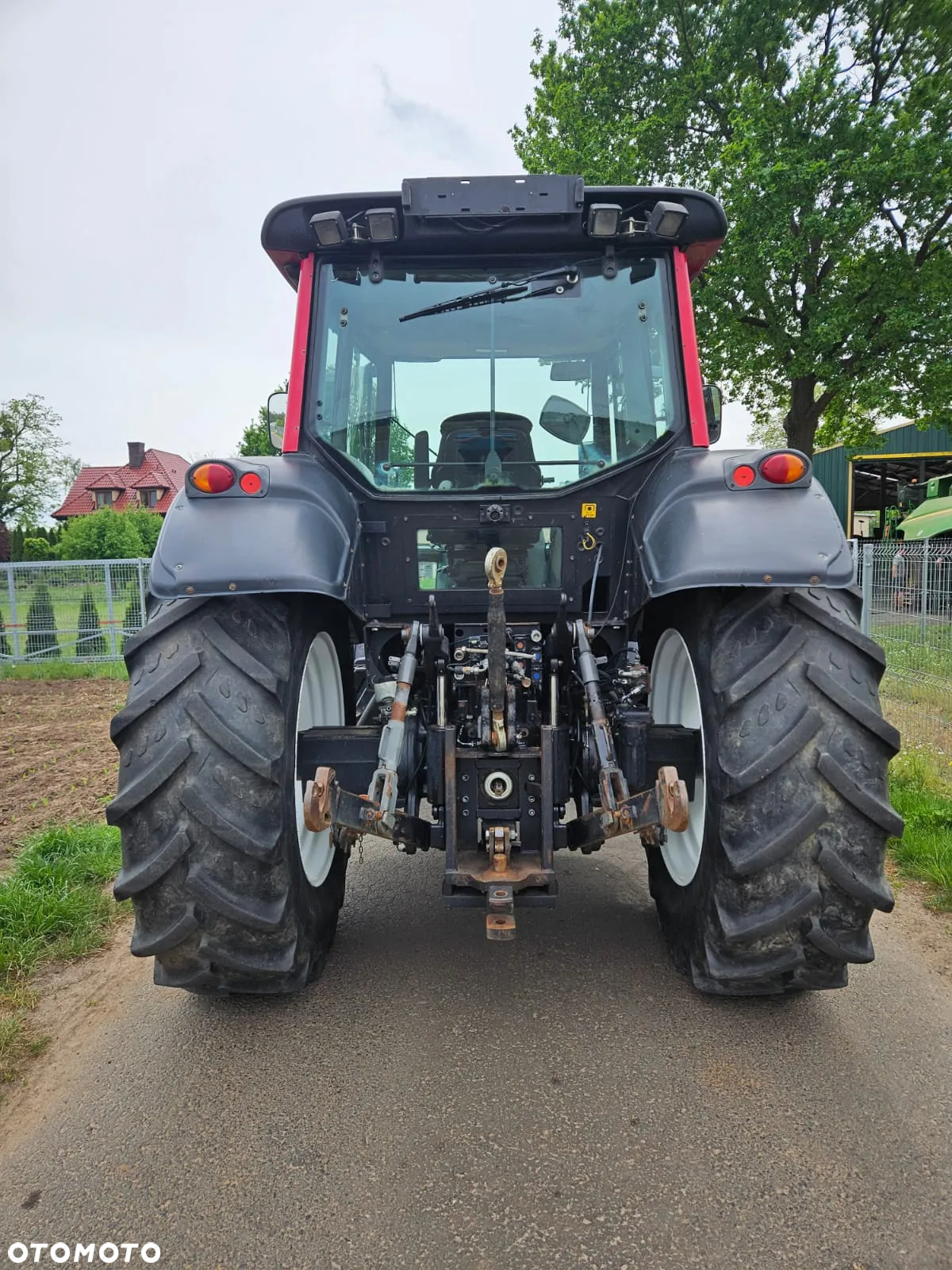 Valtra T121 - 14