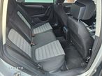 Volkswagen Passat Variant 1.6 TDI DPF BlueMotion Technology Highline - 11