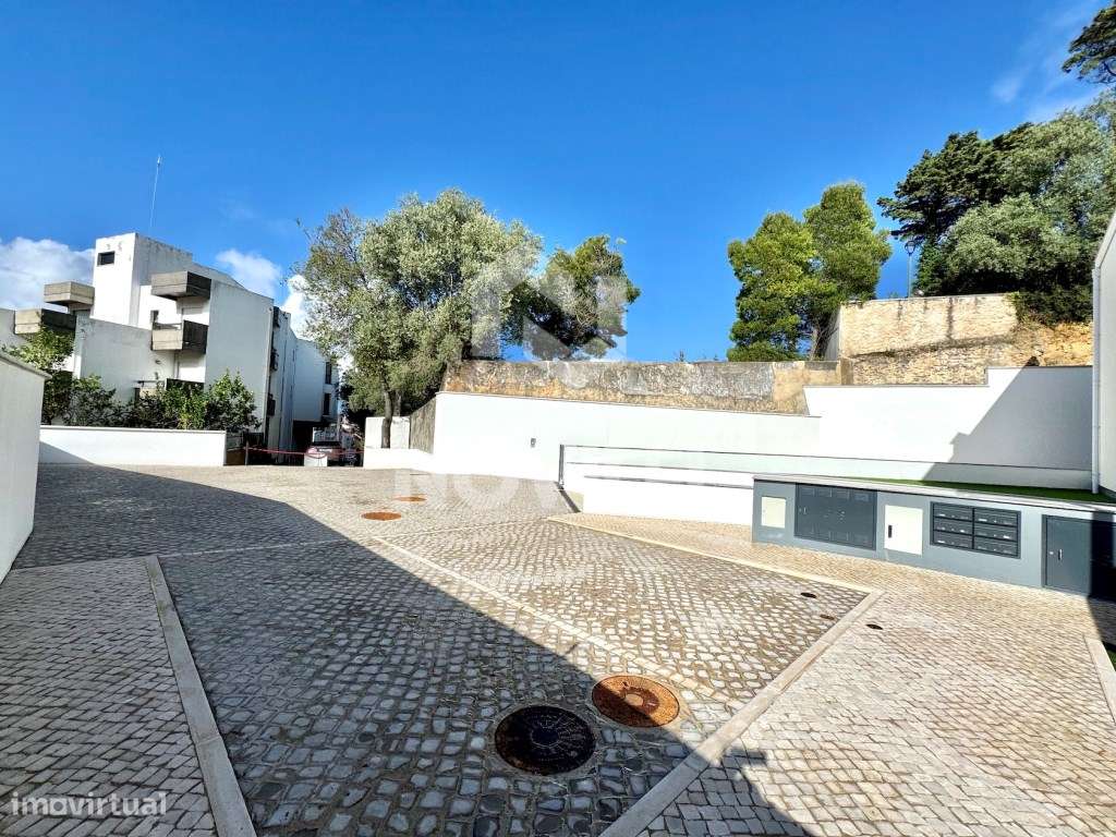 Moradia T3 em condomínio Fechado no centro de Leiria.-34