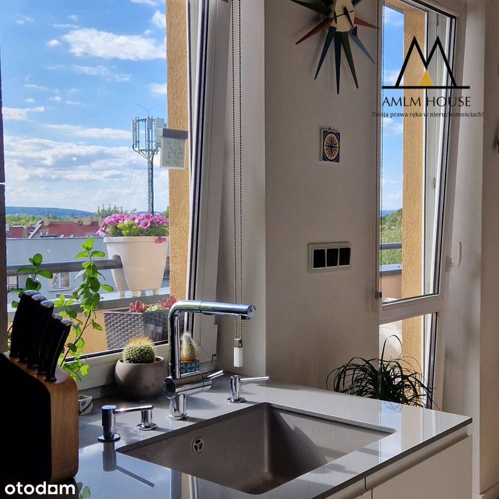 Sprzedam komfortowe mieszkanie ul. Bujaka (113m2)-3