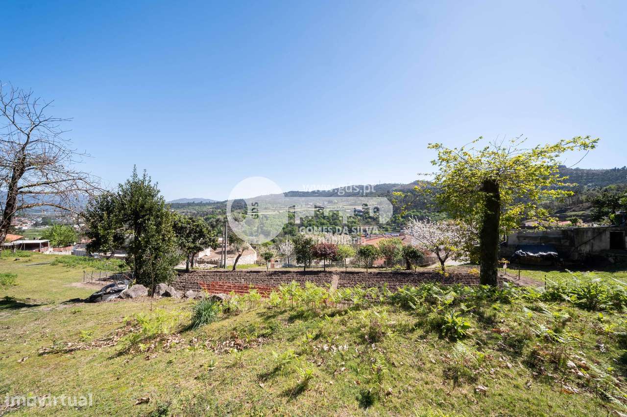 Ruína p/ restauro com 4.800m2 de terreno-8