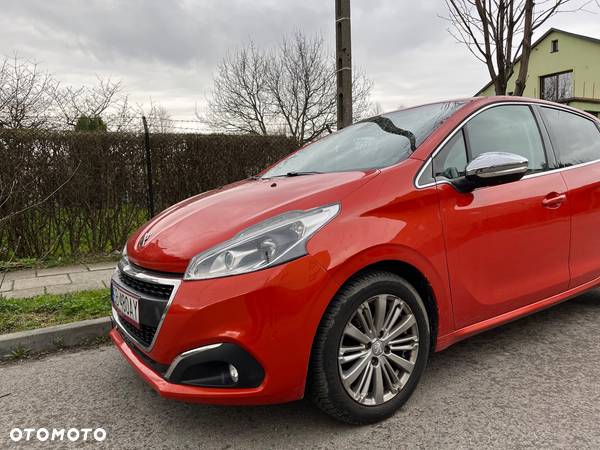 Peugeot 208 1.2 PureTech Allure S&S - 1