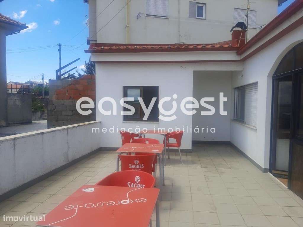 Magnífica Moradia T 7 na Vila de Carrazeda de Ansiães, Bragança - Grande imagem: 3/25