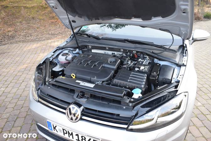 Volkswagen Golf VII 1.6 TDI BMT IQ Drive - 38