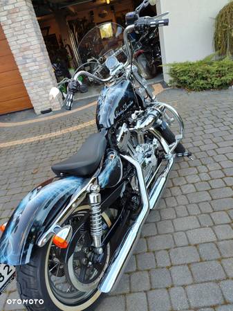 Harley-Davidson Sportster Seventy-Two - 6