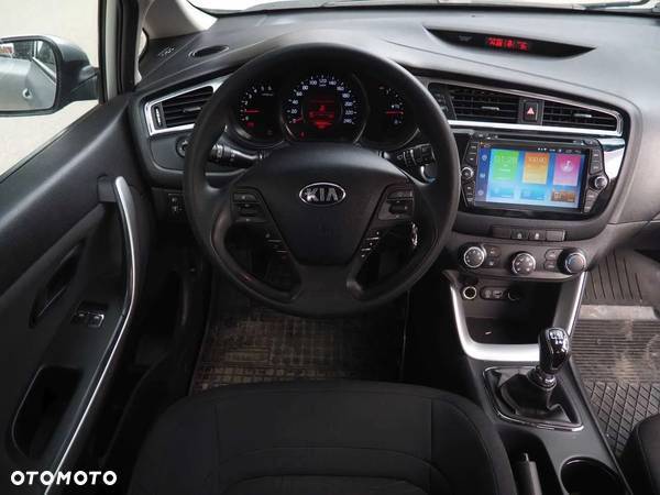 Kia Ceed Cee'd 1.6 CRDi L - 5