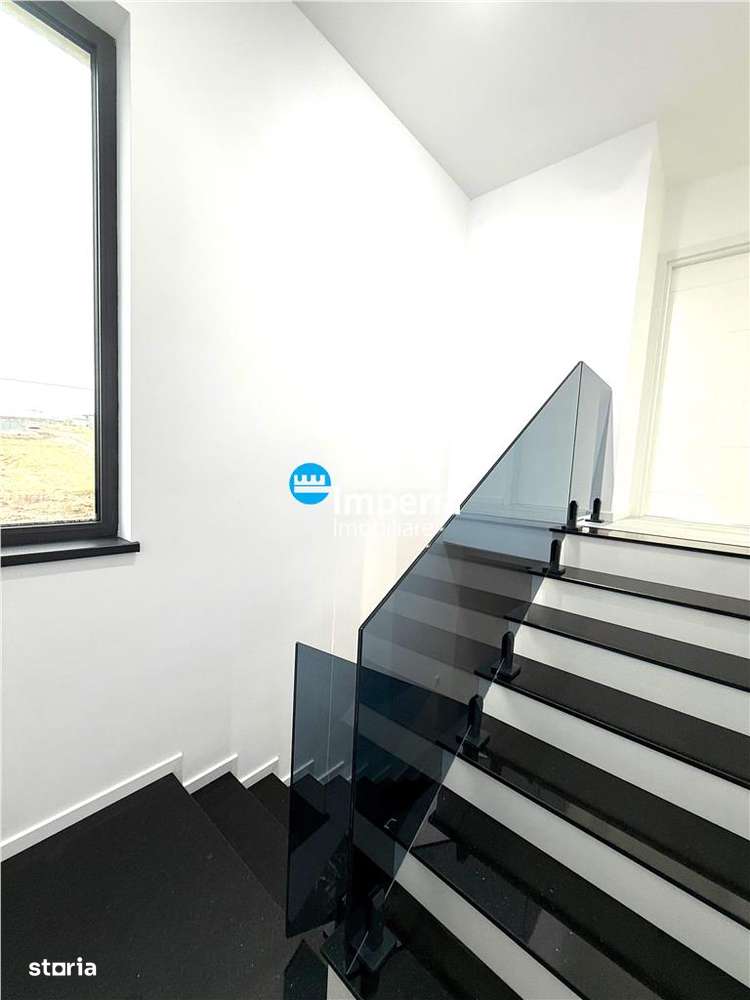 Vila moderna 132 mp, canalizare, finisata, Miroslava - Imagine principală: 4/11