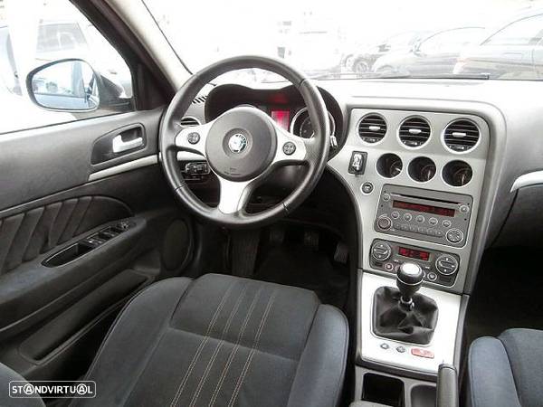 Alfa Romeo 159 Sportwagon 1.9 JTDm 16V - 28