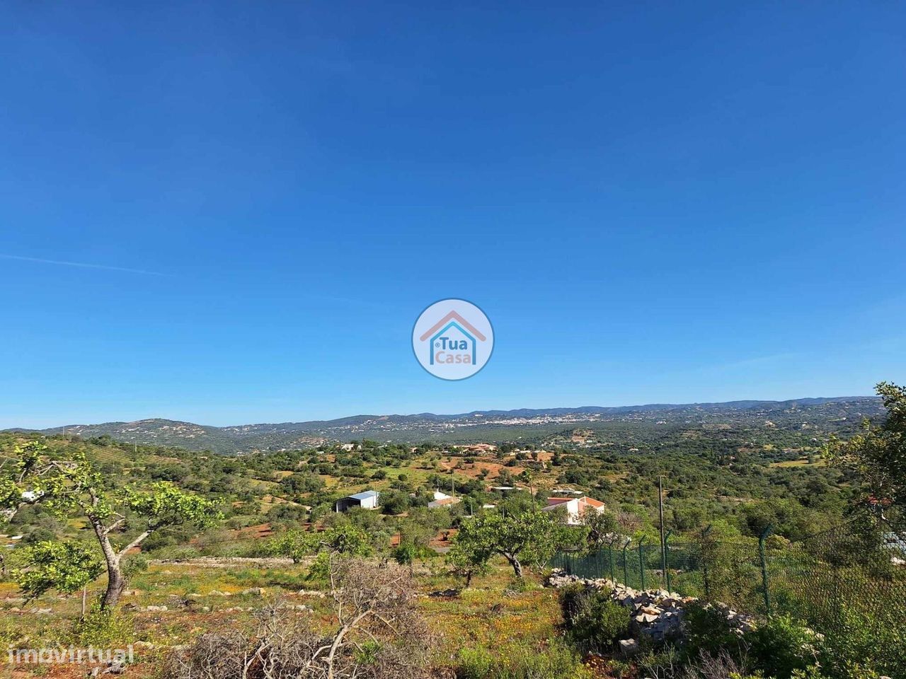 Terreno Rústico com Vista para a Vila de São Brás de Alportel