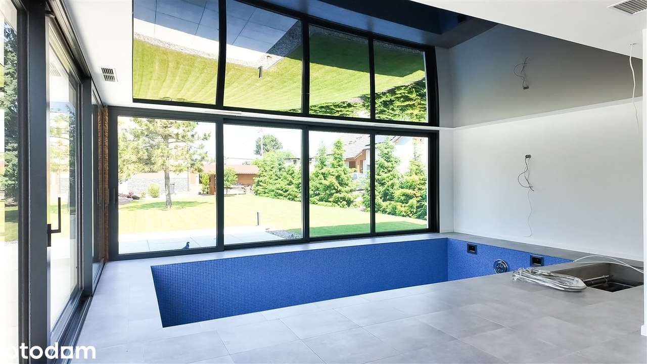 Wyjątkowy Dom z Basenem-14