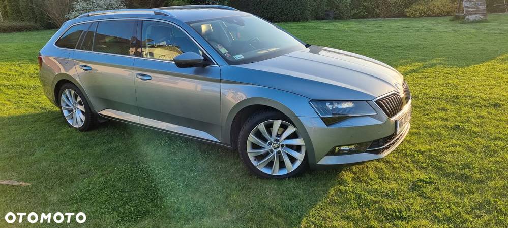 Skoda Superb 2.0 TSI L&K DSG - 8