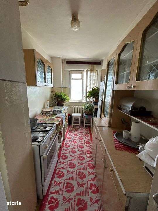 - Apartament 2 camere confort 1 Calarasilor Viziru, etaj intermediar - Imagine principală: 3/4
