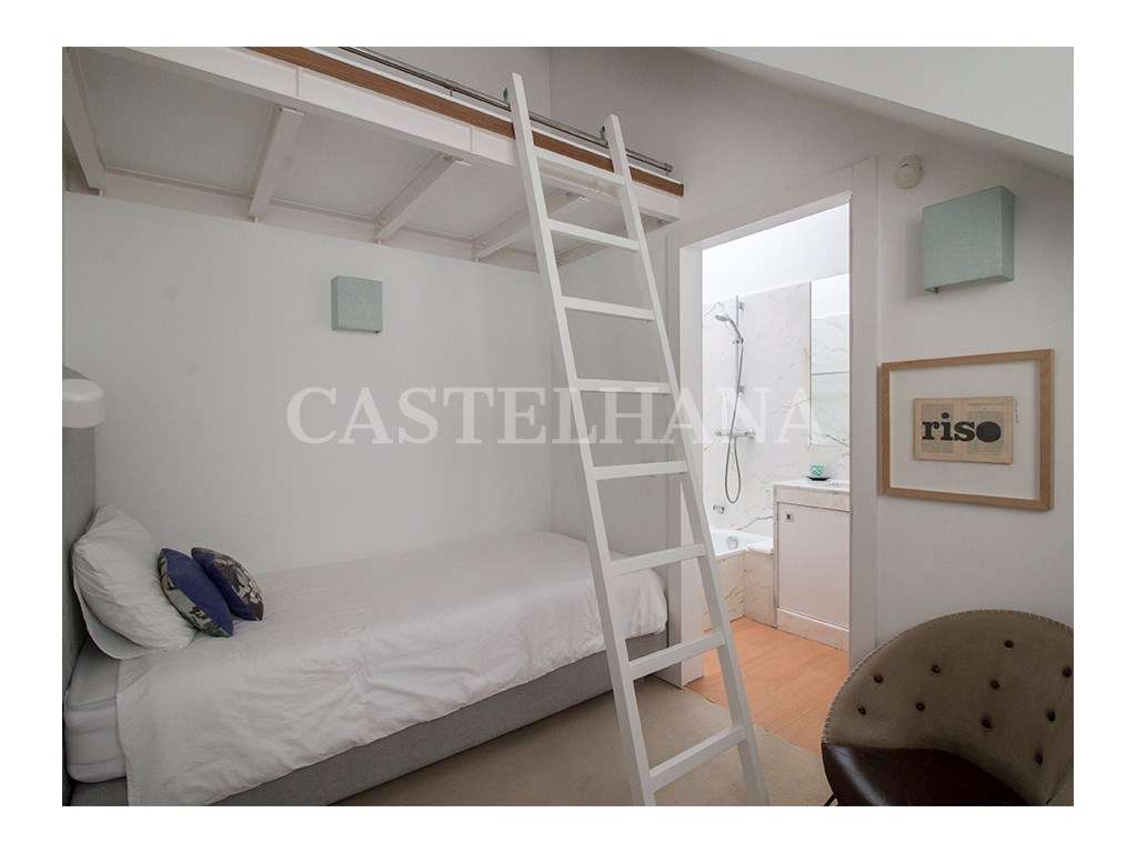 Moradia T3 entre o Principe Real e a Avenida da Liberdade com estac...-15