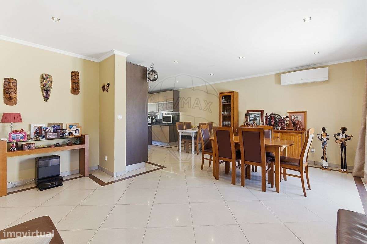 Moradia T4 para venda-19