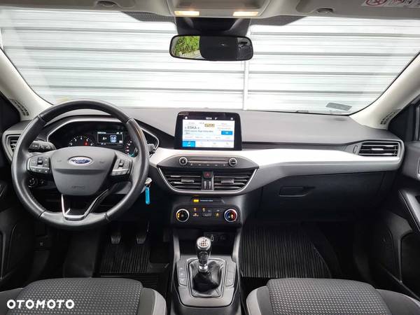 Ford Focus 1.0 EcoBoost Trend Edition - 8