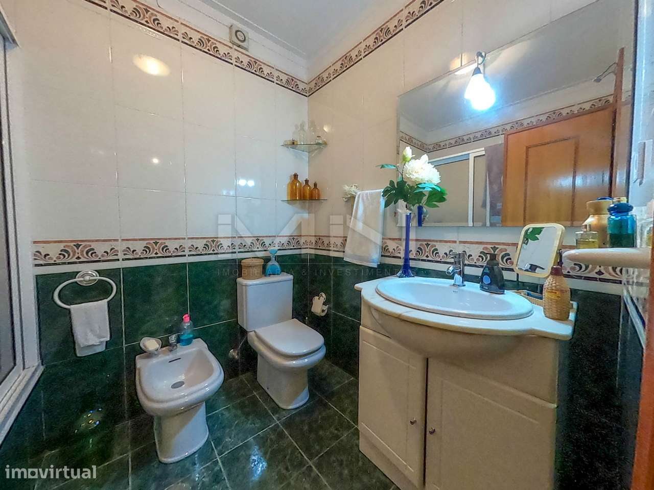 Apartamento T3 c/ Suite e garagem para dois carros-14