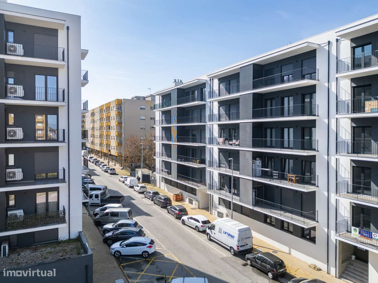 Exclusivo T3 Novo no Último Piso | 196 m² | Duas Frentes-37