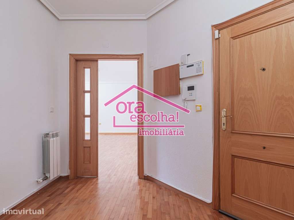 Apartamento T3 de 2001 Remodelado com Suíte, 113 m2 de área bruta p...-10
