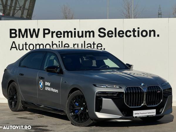 BMW i7 M70 xDrive - 2